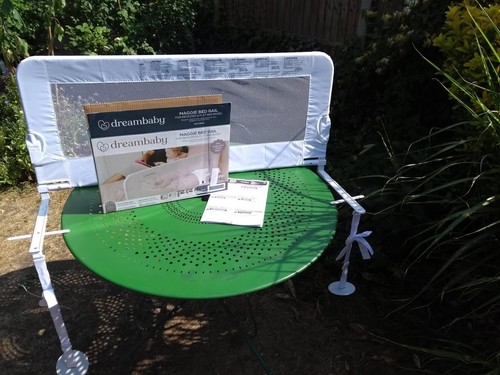 Dreambaby maggie bed - bed, rail